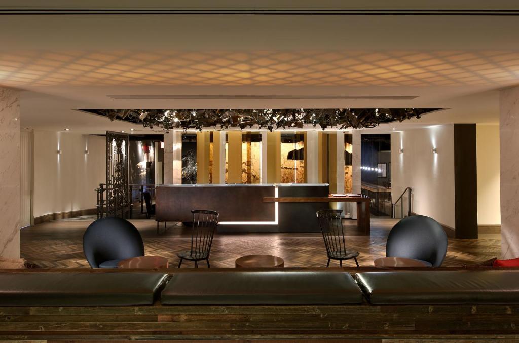 hotel lobby hotel lobby